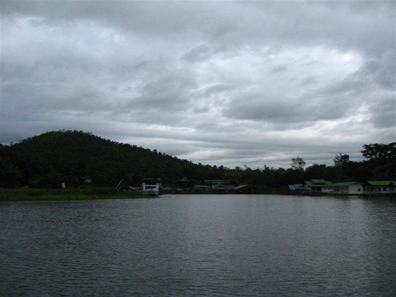 ดูบรรยากาศแล้ว น่านอนต่อจังเลยอ่ะ อิอิ
  :sleeping: :sleeping: :sleeping: :sleeping: :sleeping: :sl