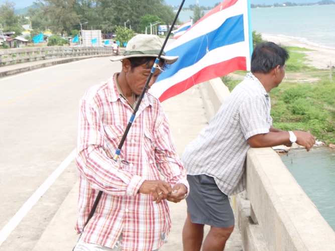 กำลังปลดปลาอยู่พอดีเลย