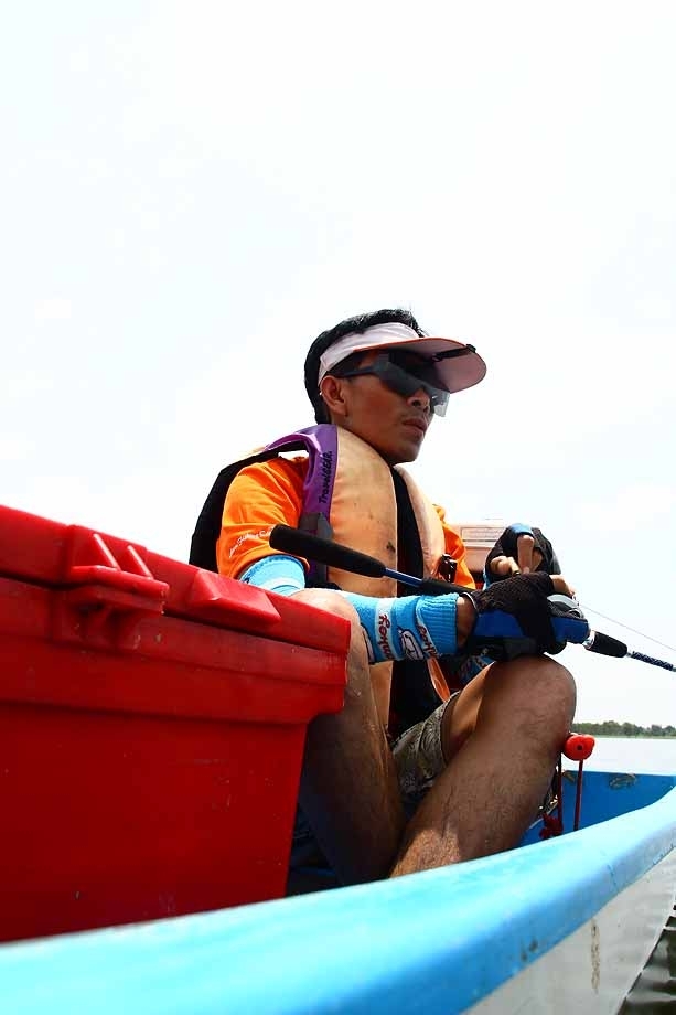 ทักทายน้าfishingjokeด้วยครับ
 :kiss:
หวัดดีจ้า