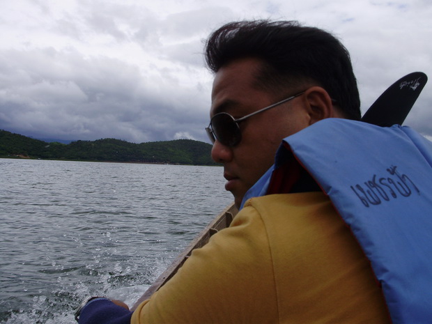 สุดท้ายนี้กับภาพนี้ครับ
ครั้งนึงของนักตกปลาที่รักการตีเหยื่อปลอม
ภาพ ทิวน์ทัศน์ ที่มองเห็น และ บัน