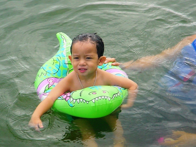 อ้าว !! หล่อมั๊ยเล่า ใครๆๆๆๆๆ ก็อิจฉา ในความหล่อ ไม่รู้น้าแบงค์เค้าทำ ............แบบไหน อิ อิ

 :