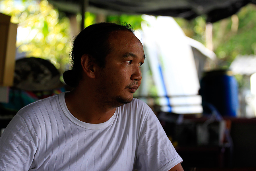น้าหนึ่ง ผู้เนรมิต ฝูงปลาอเมซอน ให้เวียนว่าย ใกล้เมืองกรุงครับ :grin: :grin: