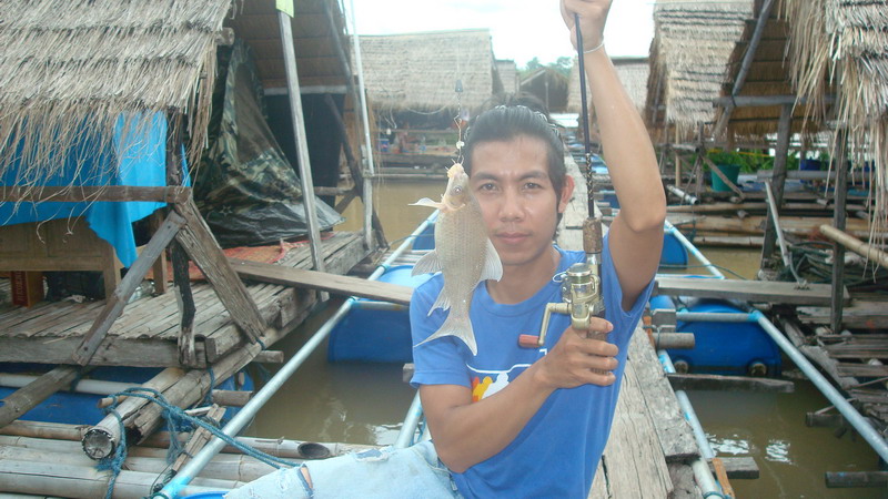 กลายเป็นผมเองที่หลุดคอนเซป ประจำ :laug