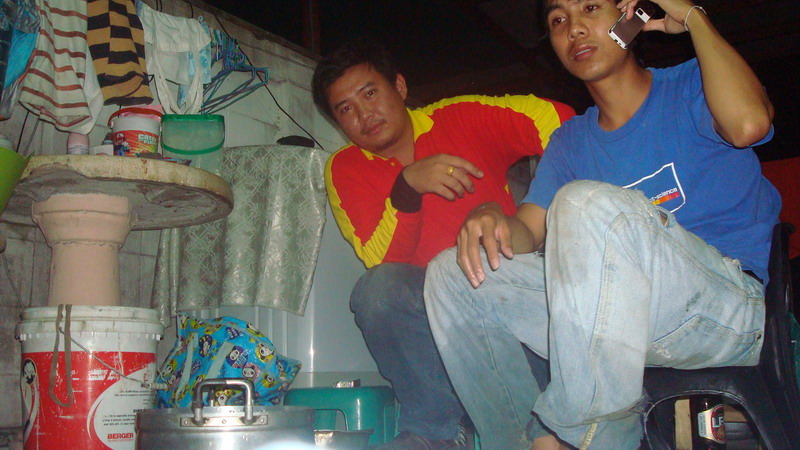 .. ทีมงานตั้งกล้องถ่ายครับ