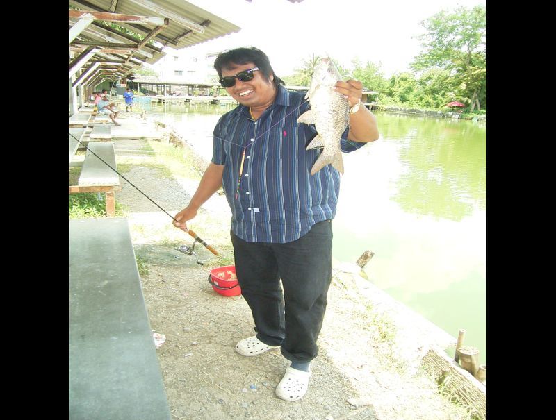 ขอบคุณครับน้าpee.pon
 [q]ฮิโถ.....ทำไม่ไม่พูดต่อหน้าละ...เพ่       แหม๋ๆๆๆๆๆๆทีเนี้ย.... ทำเป็นคุย 