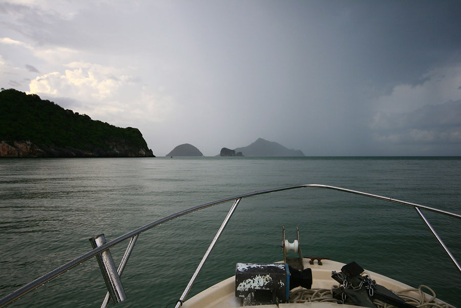 แบนหัวเรือมุ่งหน้า......กลับสู่เส้นทา