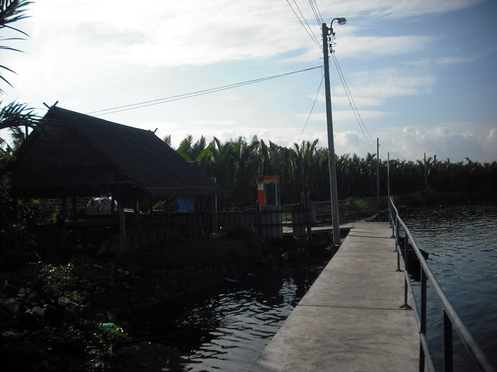 เรารอเรือมารับกันทีั่นี่ ...................  :cheer: :cheer: :cheer: