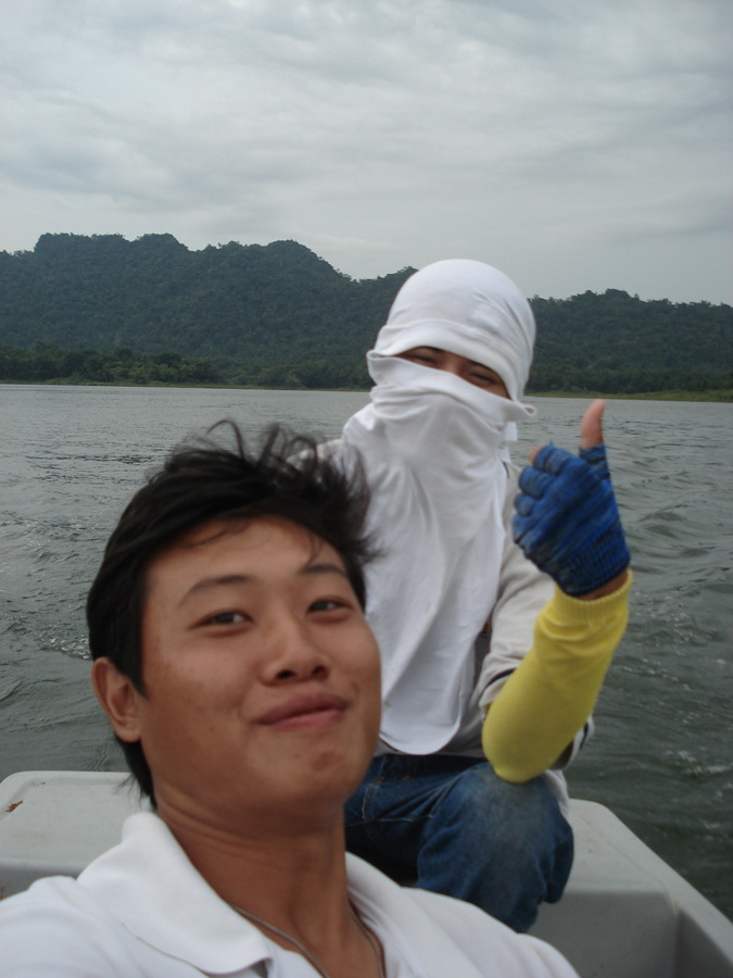 หลังจากนั้นก็ขับเรือเล่นครับ :laughing: :lau