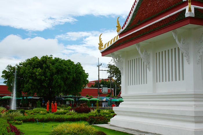 ไปกันเถอะค่ะ ยังเหลืออีก 1 สถานที่ถ้าวันนั้นพลาดรายการนี้คงต้องเสียดายไปตลอดแน่เลย