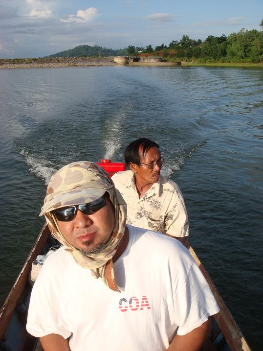 คู่หูบนเรือรำนี้ กับไต๋ที่ได้ใจอีก