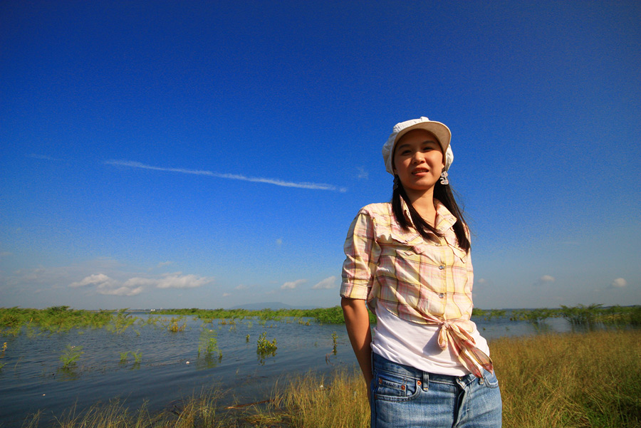 สวัสดีค๊าบบบบ..น้าเบิ้ด เมืองแกลง...น้าtsomrak2007 
 :smile: :smile: :smile:
---------------------