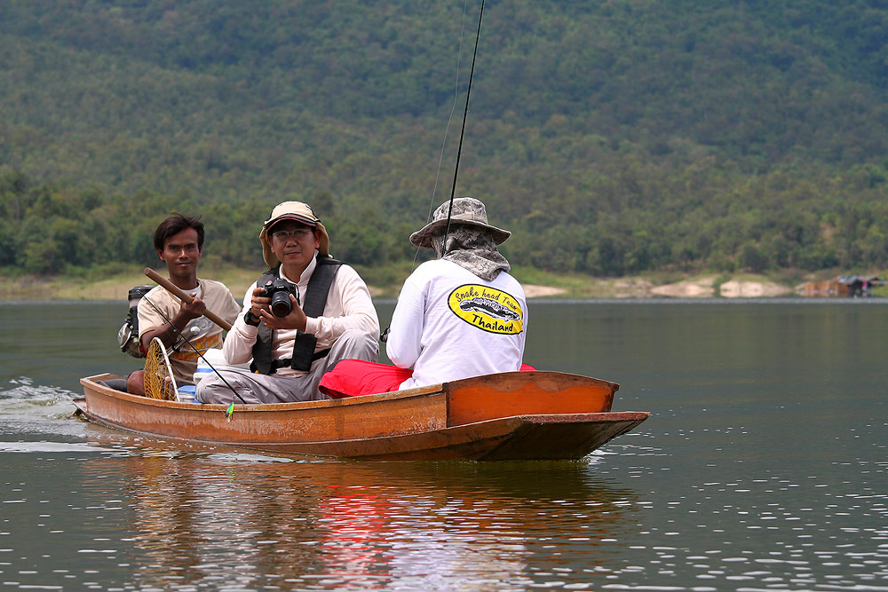 หลังจากที่ งมเครื่องเรือได้มา เช้า