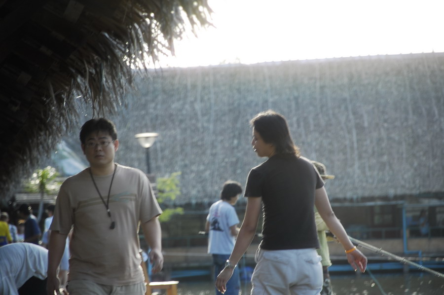 เอะๆๆๆๆ นั่นใครน่ะ  คุ๊นๆๆนะครับ เพื่อนๆ

 :love: :love: :love: :love: