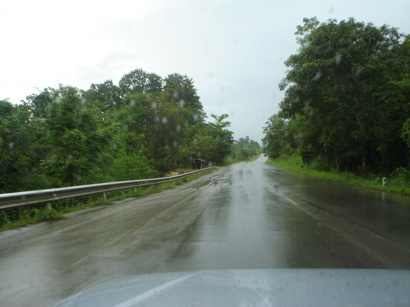 ฝนตกครับ  :ohh: