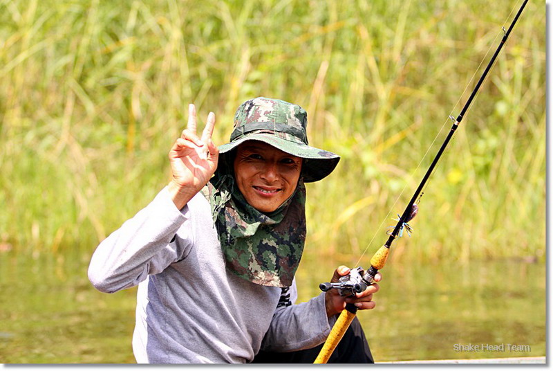                                                                                คู่หูคนใหม่ของน้าคนขา
