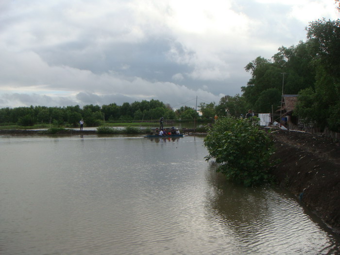 มาถึงพร้อม กับชุดลงเรือ ชุดสุดท้าย