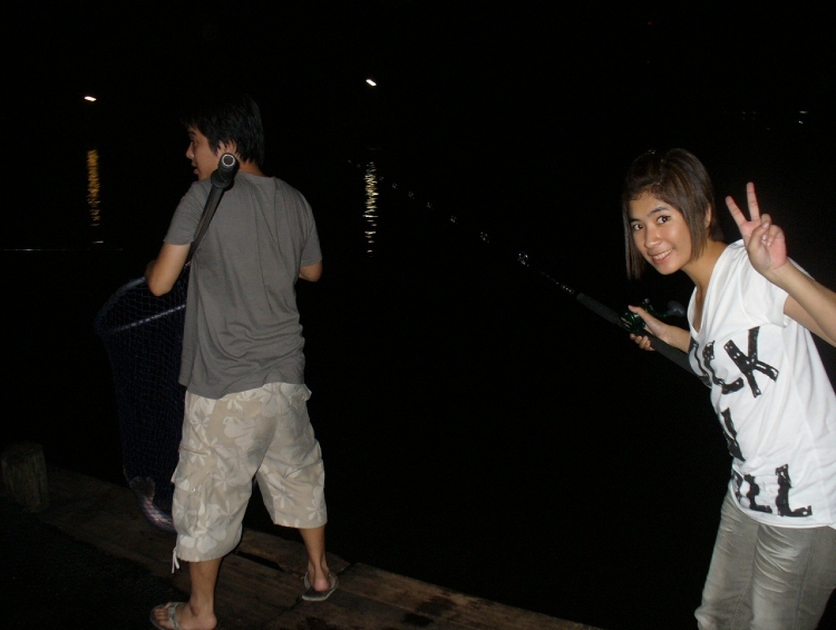 ขอบคุณค๊า น้าIsSuE` 
--------------------------------------
 [q]ขอแ