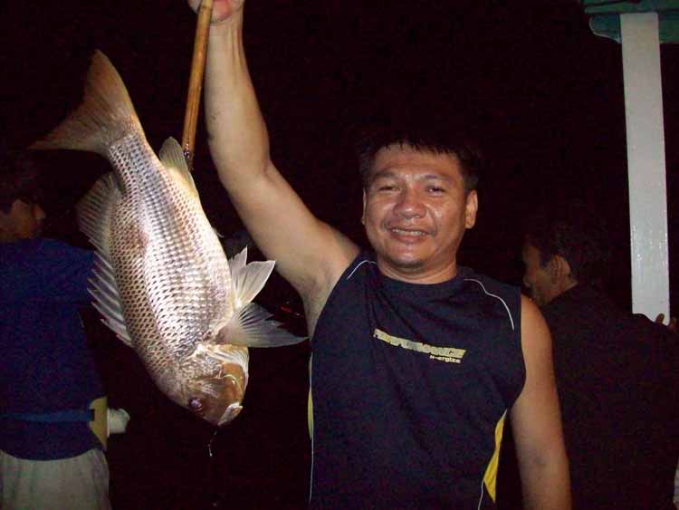 น้าก้องประเดิมอังเกยเป็นตัวแรก  :grin: