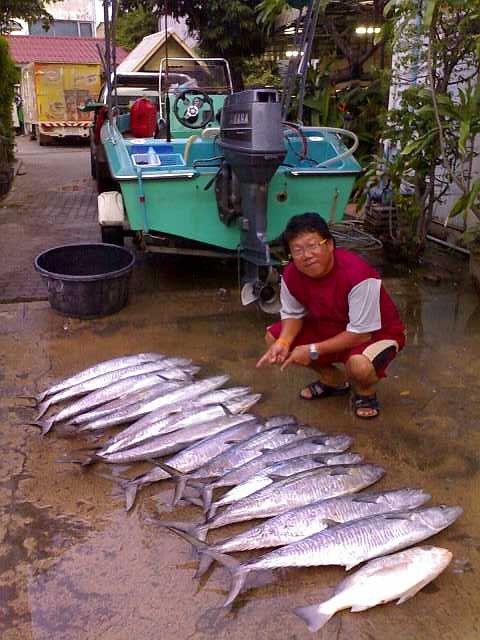 ## ขับเรือเร็วไป ถล่มอินทรีปราณ กับป๋าอ๊อด300ยอด