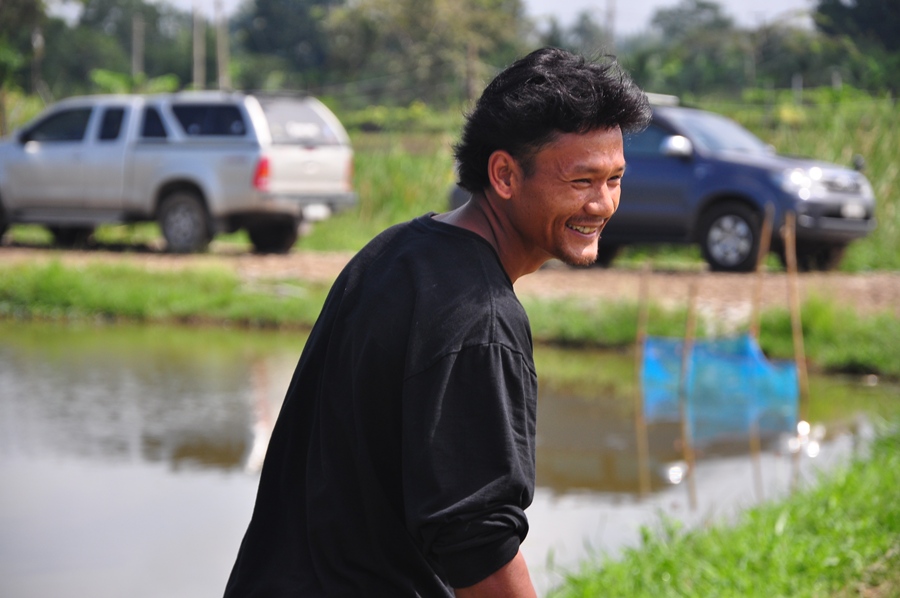 เจ้าทำเด็กที่บ่อ เดินภาพมาบอกระวัง