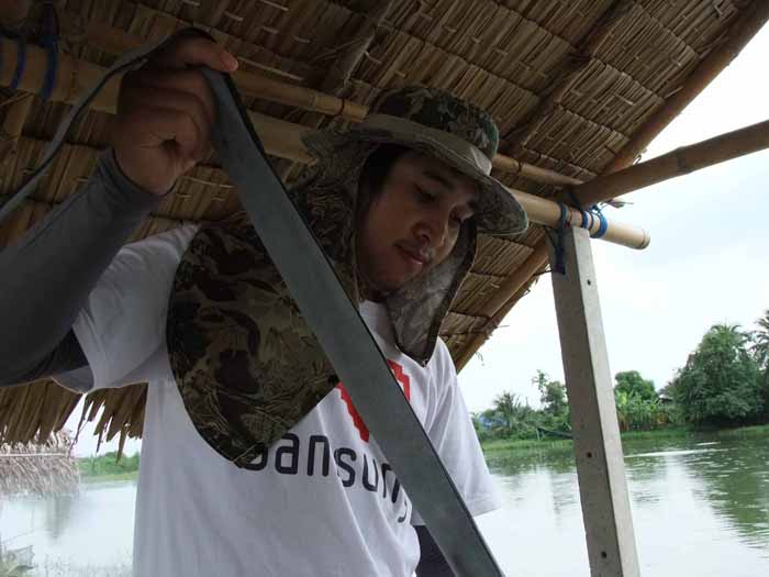 ส่วน ผม ก็เก็บ อุปกรณ์ เเล้ว ครับ ฝนม