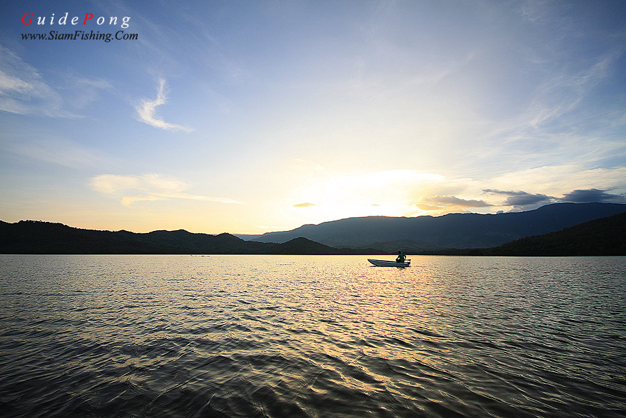  [q]ตามมาชมภาพงามๆด้วยคนค๊า  [/q]

ขอบคุณครับ

 [q]........ภาพสวยมาก ๆ ครับ......... [/q]

ขอบ