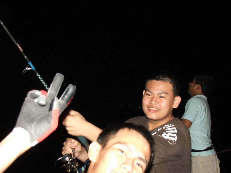 ทำตาหวานสู้กล้องด้วยฮาาาาๆ :laughing: :laughing: