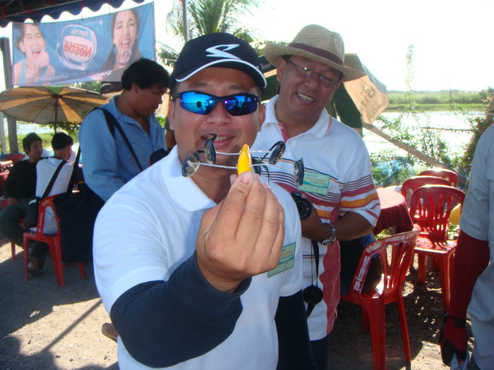 น้าหนุ่ย บอกเหยื่อทีเด็ด ครับ     :laughing: :
