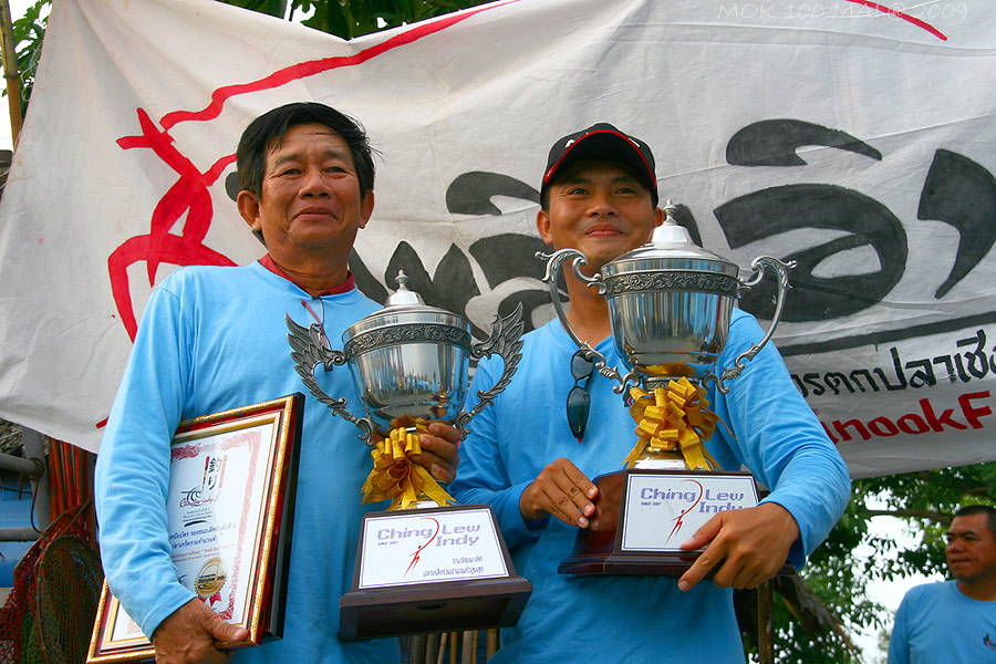 โฉมหน้าผู้ชนะ................ :cheer: :cheer: :cheer: