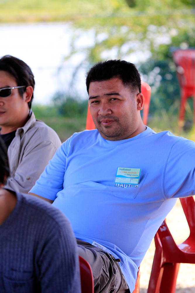 [center] น้าหนุ่ม ตอนนี้ยัง นิ่งๆอยู่นะ หลังๆ น้าหนุ่ม เปลี๊ยนนนนน.....ไป๋ 5555 [/q]




 :laug