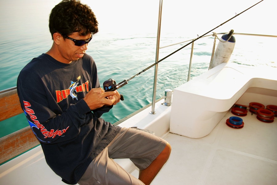  :grin: :grin: เตรียมอุปกรณ์กันครับ ตอนแรกจองเรือและเตรียมชุดจิ๊กกับป๊อบชุดใหญ่ไว้ ก่อนออกเดินทางมีป