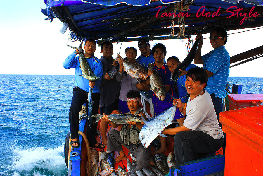 ****ออกทะเลตราดกับ   ทีม   Bangkokair**** 