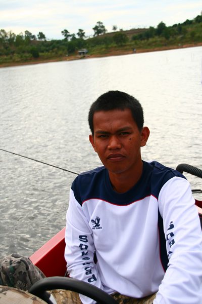 แล้วหมอนี่หายปายไหนอะ

 :laughing: :laughing: :laughing: :laughing: