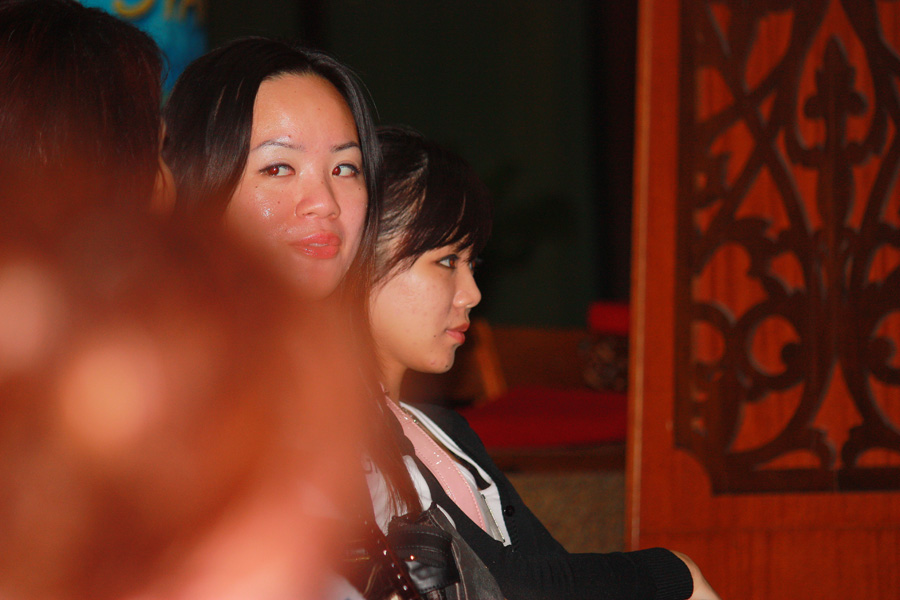 แต่สาวน้อยรัฐซาบา ก็ยังเป็นที่หมายตาอยู่ครับ... :grin: :grin: :grin: :grin: :grin: