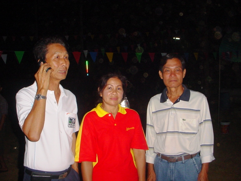 คุณลัดดาวัลย์ จันทรวงษ์ แม่งานใหญ่ และ บอสใหญ่แห่งนิตยสารเพื่อนตกปลา ขอถ่ายภาพไว้เป็นที่ระลึกครับ 
