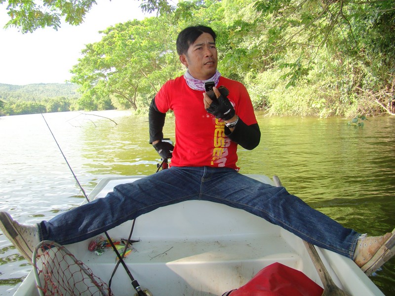  [b]เต็มที่เลยนะน้าต้อม[/b]

 :laughing: :laughing: :laughing: