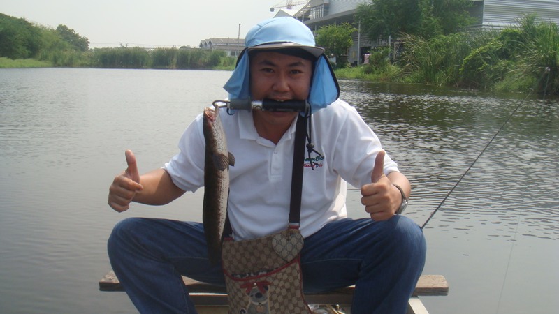 ท่าคาบ... :laughing: :laughing: :laughing: