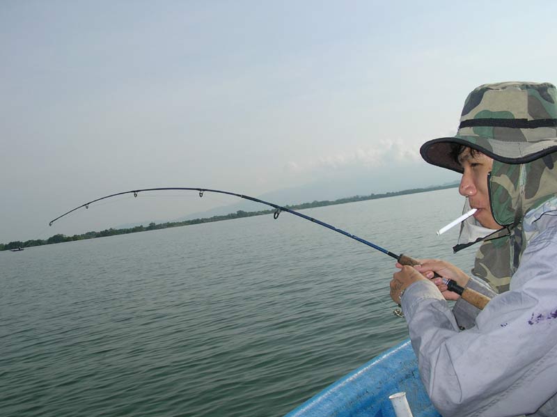  [q]cเพียบเลยครับ   [/q]
ครับน้าเสี่ยChoo เล่นซะเรือผมก็เกือบเพียบน้ำเหมือนกัน

 [q] ตามชมครับ   