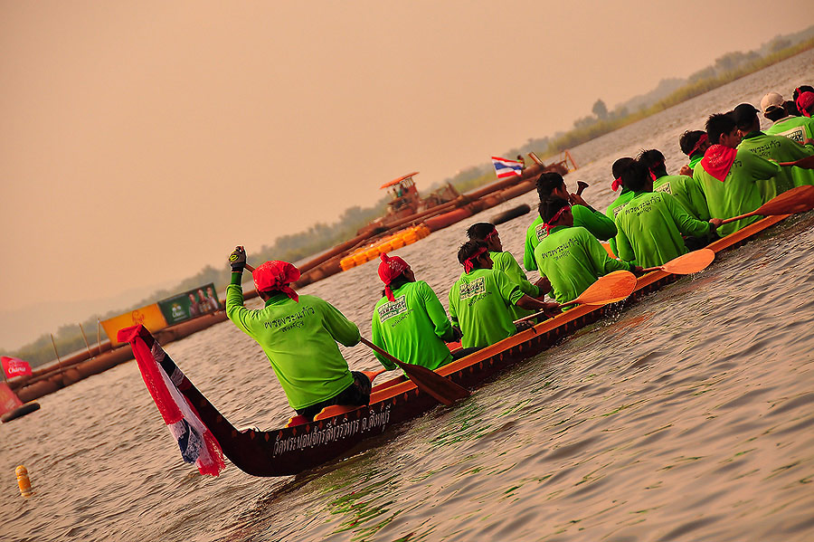 เรือดังเมืองสิงห์