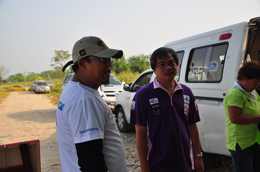 น้าตุ้ย copy เดินทางมาถึงแล้วครับ งานนี้มาเป็นผู้ช่วยกรรมการครับ  :grin: