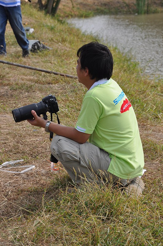 คุ้น ๆ ครับ น้าท่านนี้  :grin: