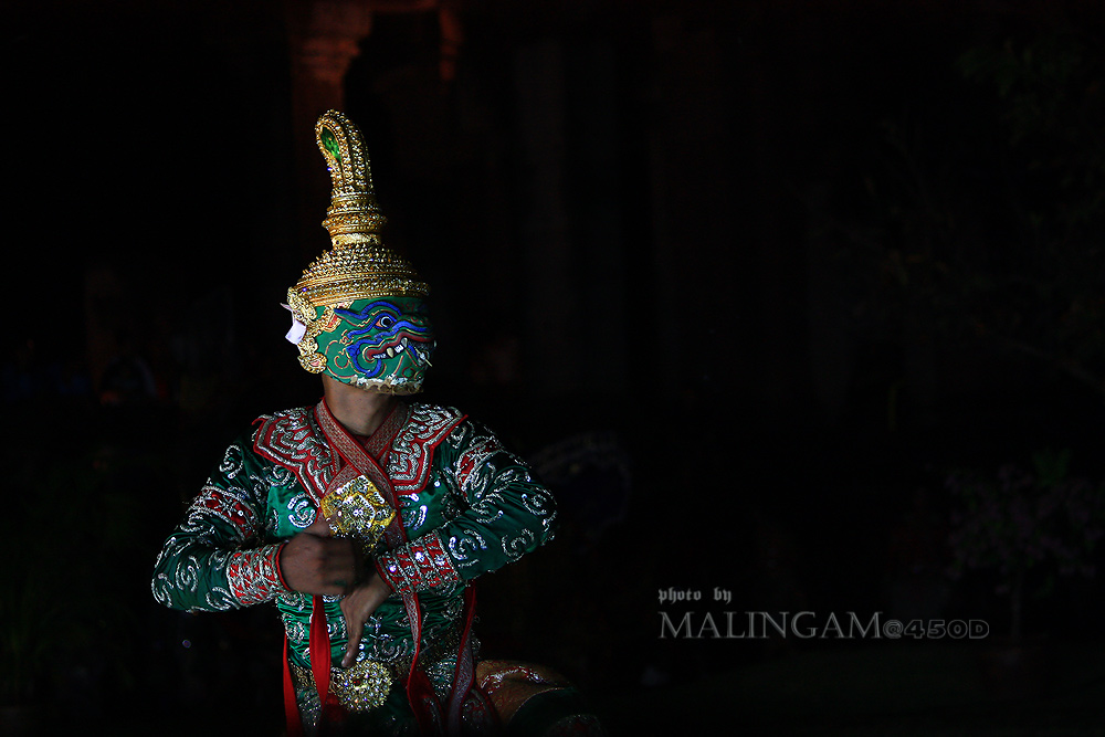 มาทางนี้ดีกว่า หนุมาน  ตามข้ามา   :grin: