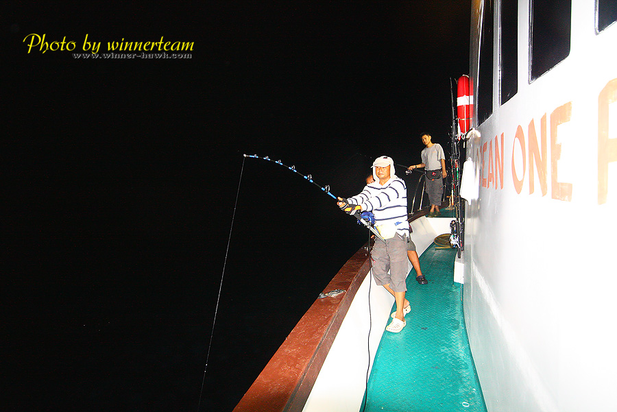ด้านหัวเรือ มนุษย์ไฟฟ้าทำงาน :cheer: :cheer: