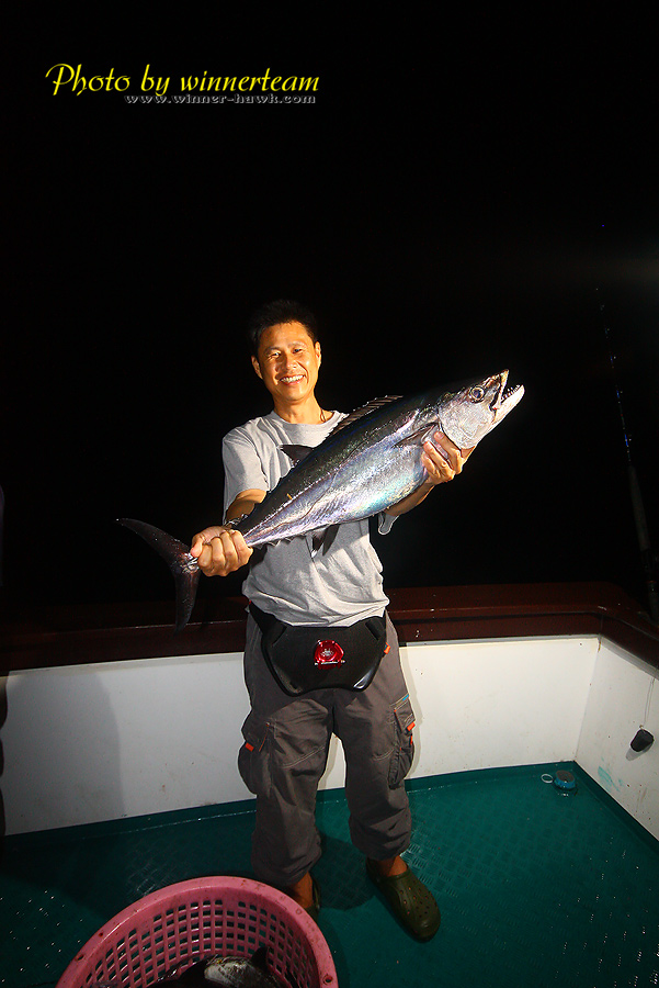 เขาคือ โกดำเจ้าของเรือ นำทัพมาตกปล