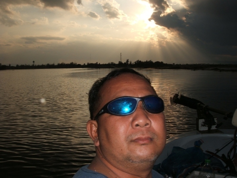 นายเป้..............โจร 550 (ในเรื่อง).....ขาโหด.............