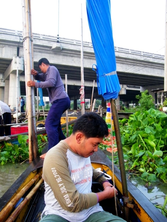 ตอนนี้ไต๋บำ...กำลังถอนสมอเรือแย้วจร้า... :grin:...เรากำลังจาออกเดินทางสู่น่านน้ำบางปะกงกันแย้ว... :c