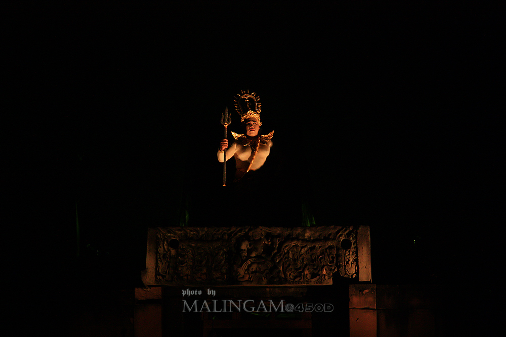 องค์ที่สอง   พระพรหม