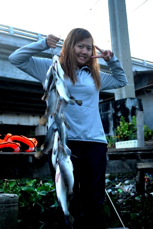  [b]กาพงพวง...ของนู๋โสคร้า...ไต๋อุตส่าห์ร้อยหั้ยนะเนี่ย...[/b] :grin: :grin: :grin: