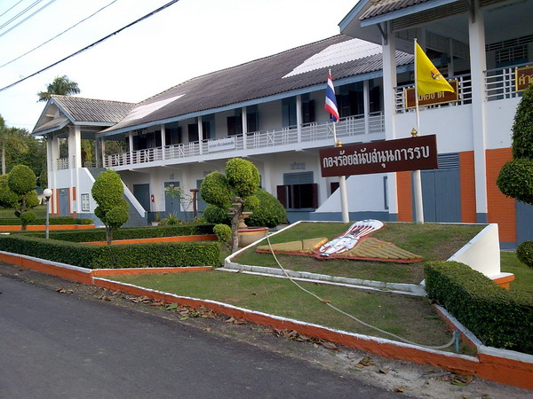มาต่อครับ

ทัศนียภาพที่ตั้งหน่วยกองร้อย ต้องสะอาด มีระเบียบ แลดูเรียบร้อย