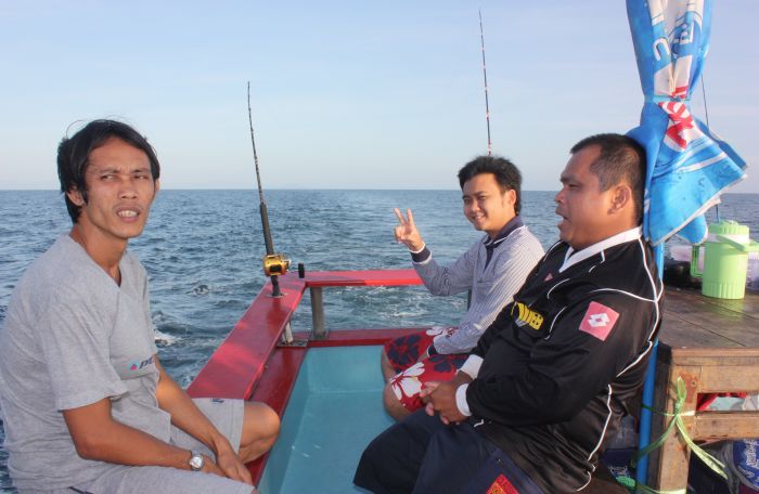 เราทรอลลิ่งกันแต่เช้า

ทริปนี้เราล